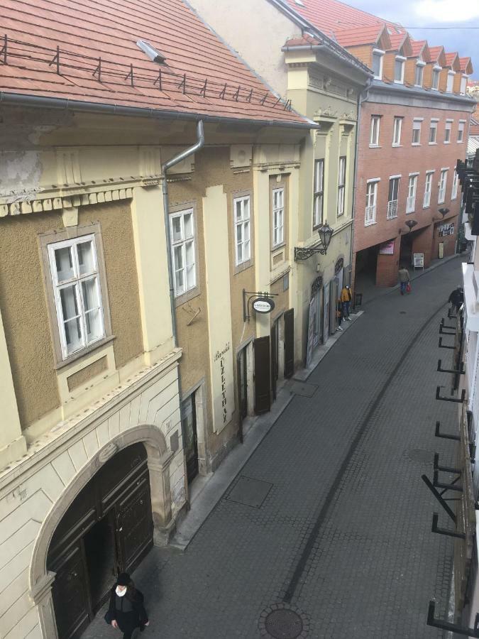 B&B Apartman Eger Extérieur photo